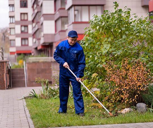 Уборка территории в Таганроге и  Ростовской области